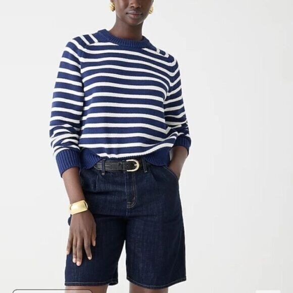 J. Crew Women's Classic Relaxed Fit Pullover Sweater Navy White Stripe Size XXS - Picture 2 of 7